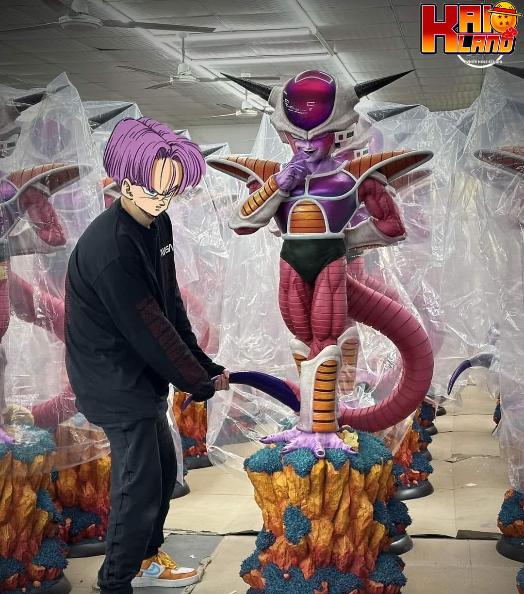 Dragon Ball White Hole Studio Lifesize Frieza Resin Statue