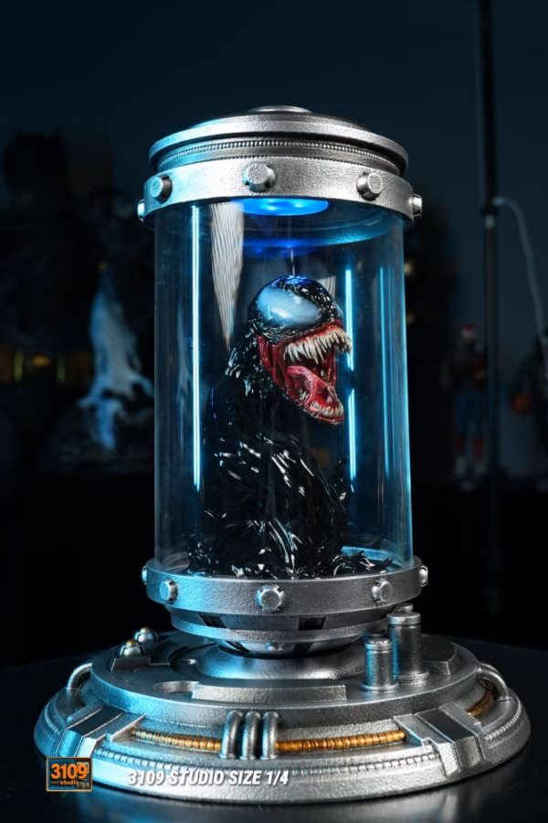Marvel 3109 Studio Venom Experimental Tank Resin Statue 2