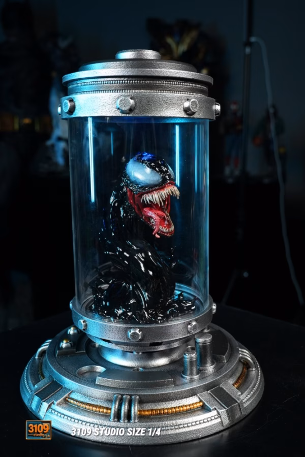Marvel 3109 Studio Venom Experimental Tank Resin Statue 3