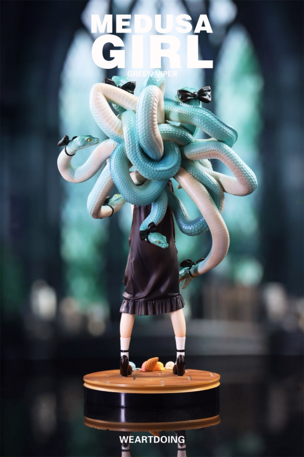 WeArtDoing Studio Medusa Girl Resin Statue 4